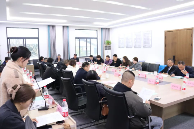 商会召开二届一次会长会议及二届二次理（监）事会